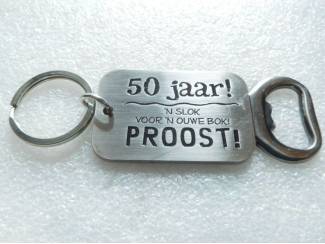 sleutelhanger / flesopenener 50 jaar proost