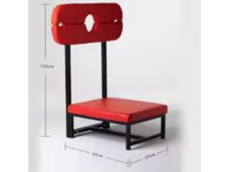 Sex toys nieuwe bondage banken en schavot in een..01