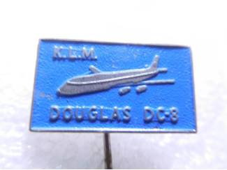 Speldjes, Pins en Buttons 2 x speldje KLM samen 1 euro