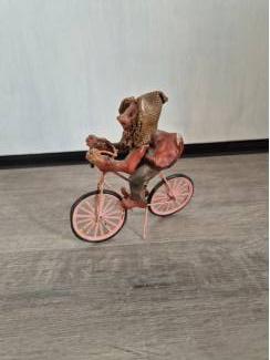 Beelden en Beeldjes Korrigan