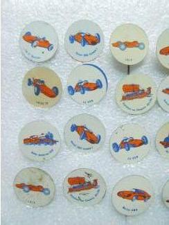 Speldjes, Pins en Buttons 32 x speldje auto / trein /boot ................. 5 euro