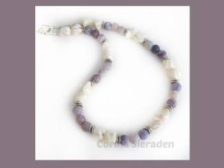 Kettingen Ketting van natuursteen