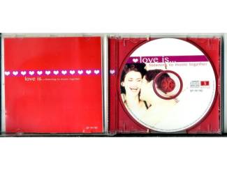 CD Love Is... Listening To Music Together 15 nrs CD 2002 ZGAN