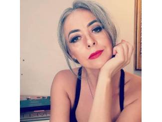 Daten en Relaties Leef jij ook met &eacute;&eacute;n voet in de zee?