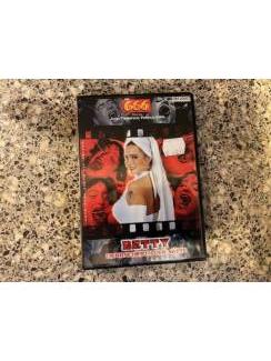 Sex en porno Films 666 presents Betty Herrscherin der S&auml;fte