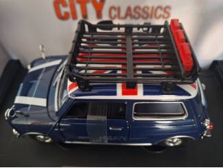 Auto's Mini Cooper with Roof Rack Schaal 1:18