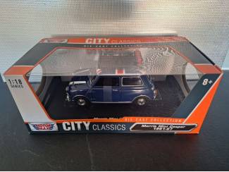 Auto's Mini Cooper with Roof Rack Schaal 1:18