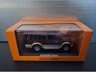 Auto's Mitsubishi Pajero LWB 1991 Schaal 1:43