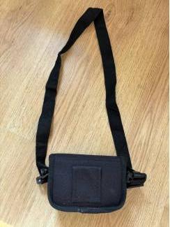 Tassen | Schoudertassen Style camera of mobiel tasje met draagriem en lus.