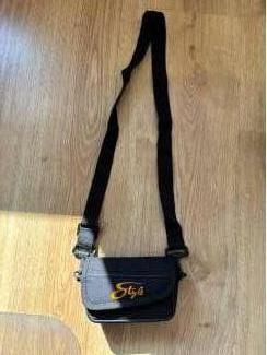 Tassen | Schoudertassen Style camera of mobiel tasje met draagriem en lus.