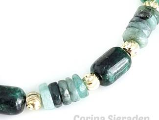 Armbanden Armband van smaragd en vergulde accenten