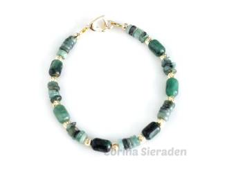 Armbanden Armband van smaragd en vergulde accenten