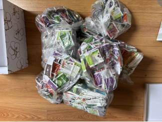 Theezakjes div merken leeg knutselen verzamelen VEEL