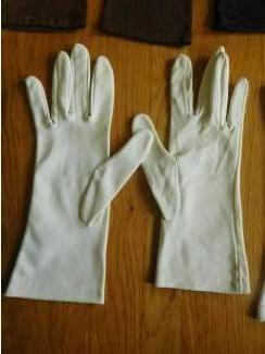 Oma's tijd 7 paar mooie vintage handschoenen