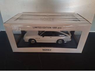 Auto's Opel Manta CC GT/E 1982 Schaal 1:18