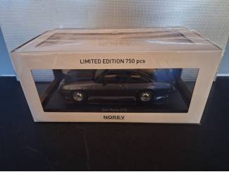 Auto's Opel Manta B GT/E 1982 Schaal 1:18