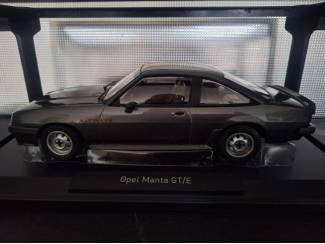 Auto's Opel Manta B GT/E 1982 Schaal 1:18