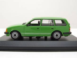 Auto's Opel Kadett D Caravan Schaal 1:43
