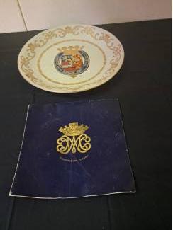 Verzamelen zeer mooi bord van 25 jaar bestaan van konigsloo in apeldoorn