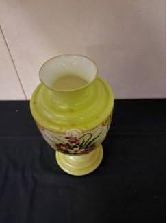 Vazen zeer mooie gave oude opeline vaas