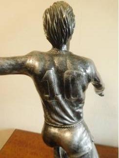 Balsporten mooi groot beeld van een voetballer