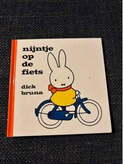 Dick Bruna : nijntje op de fiets