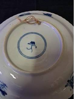 Keramiek en Aardewerk 3 mooie oude borden  om op te hangen