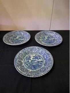 3 mooie oude borden  om op te hangen