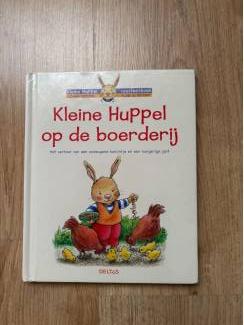 Kleine Huppel op de boerderij.