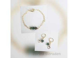 Vergulde sieradenset met chrysocolla
