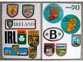 Stickers Boek met ongeveer 350 verschillende stickers mooie staat