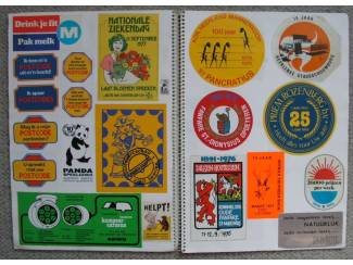 Stickers Boek met ongeveer 350 verschillende stickers mooie staat