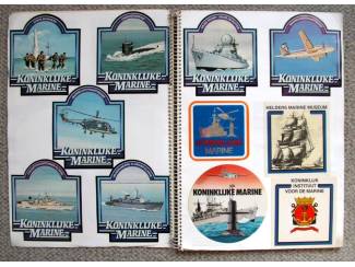 Stickers Boek met ongeveer 350 verschillende stickers mooie staat