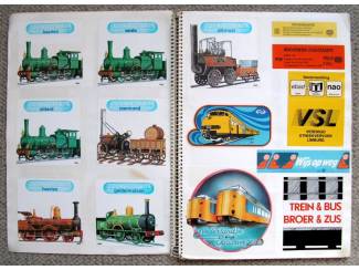 Stickers Boek met ongeveer 350 verschillende stickers mooie staat