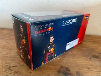 Formule 1 Red Bull RB14 - Max Verstappen - Aston Martin