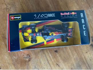 Formule 1 Red Bull RB13 - Max Verstappen - Aston Martin