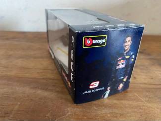 Formule 1 Red Bull RB12 - Max Verstappen - TAG Heuer