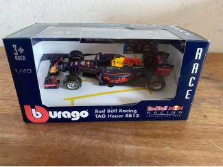 Red Bull RB12 - Max Verstappen