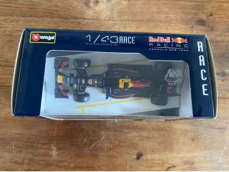 Formule 1 Red Bull RB12 - Max Verstappen - TAG Heuer