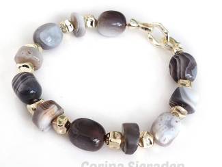 Armbanden Armband van natuursteen en vergulde accenten