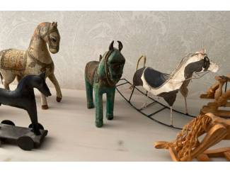 Dierenverzamelingen 8 verschillende Paarden