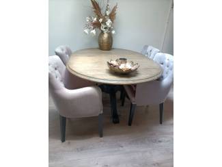 Stoelen 4 beige eetkamerstoelen