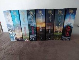 Alle 8 boeken uit de populaire 'De Zeven Zussen' serie van Lucind