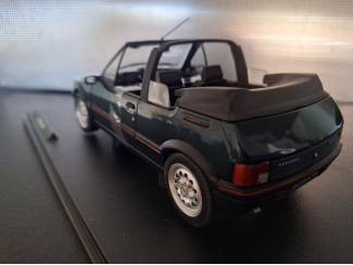 Auto's Peugeot 205 CTi 1986 Schaal 1:18