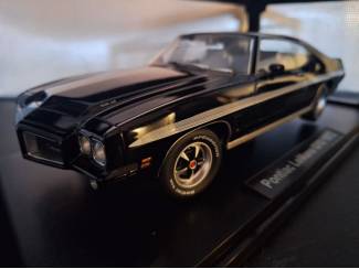 Auto's Pontiac Le Mans 1972 Schaal 1:18