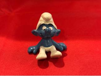 Standaard smurf zittend, hoogte 4,5 cm Schleich 1979 Peyo