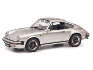 Auto's Porsche 911 Carrerra 3.2 Schaal 1:12