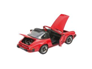 Auto's Porsche 911 Carrerra Targa 3.2 Schaal 1:12