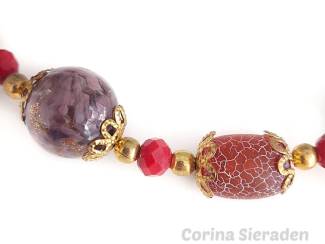 Kettingen Ketting van natuursteen en lampwork glas