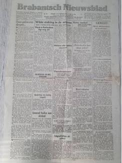 Overige Boeken en Diversen 5 kranten uit 1945